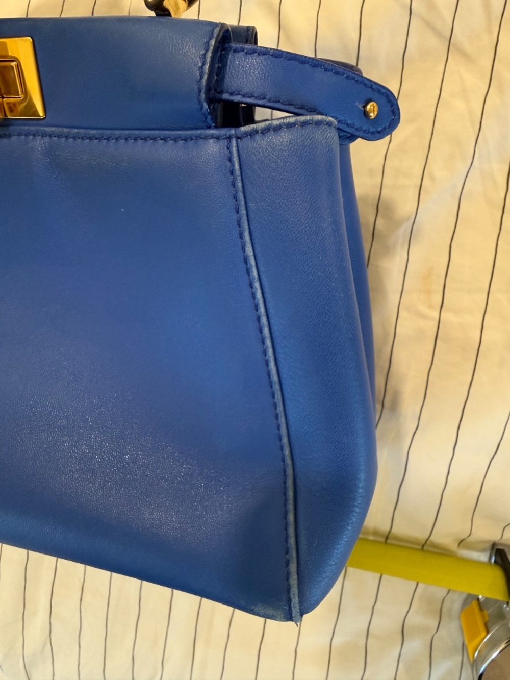 Authentic Fendi Peekaboo small - Picture 11 of 16